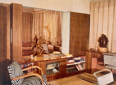 Living Room designet af Serge Chermayeff til billedhuggeren A.G. Grinling, fra Color Schemes for the Modern Home af Derek Patmore, 1933 (fotografi) af English Photographer